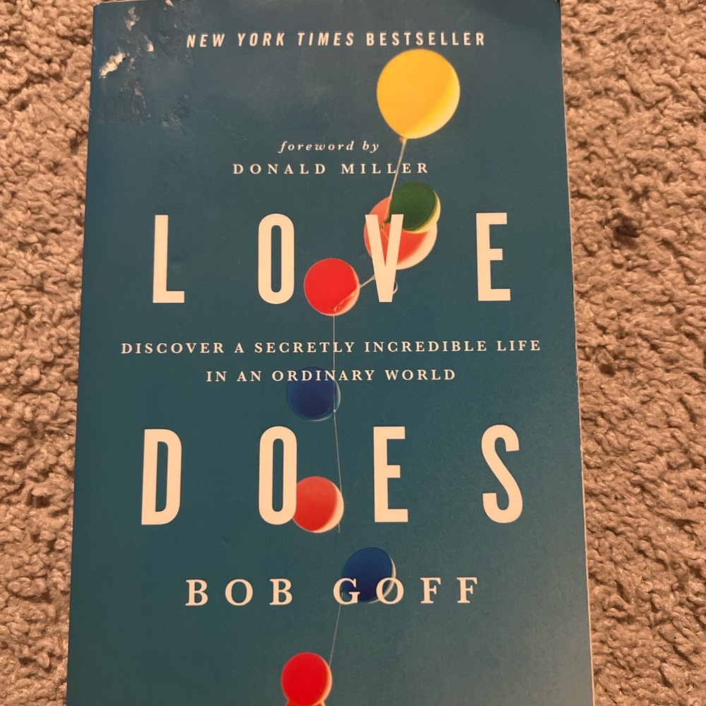 Love Does Bob Goff Book Inspirational Christian Self Help Cozy Gift Idea